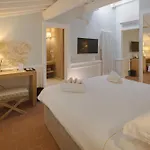 Relais Condotta Pensión 4*