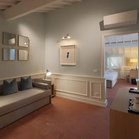 Relais Condotta Guest house 4*